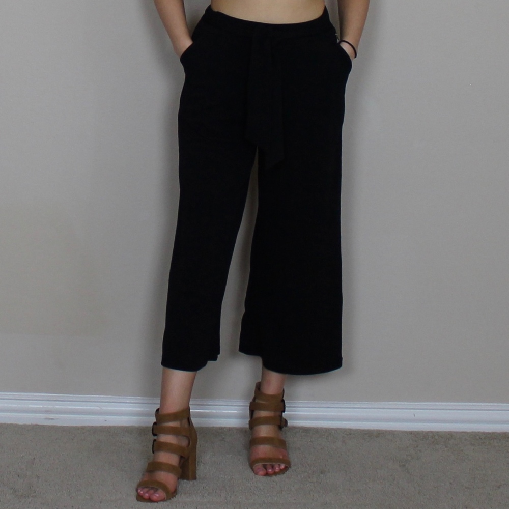 Here for the Summer Culottes -Black